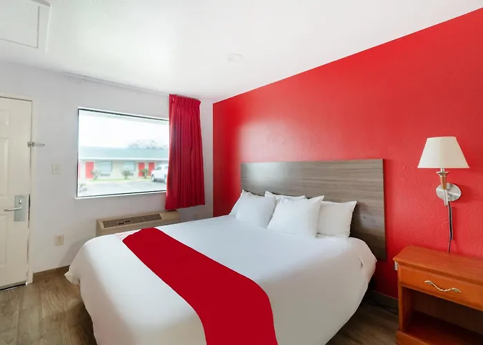 Oyo Hotel San Antonio Near At&T Center